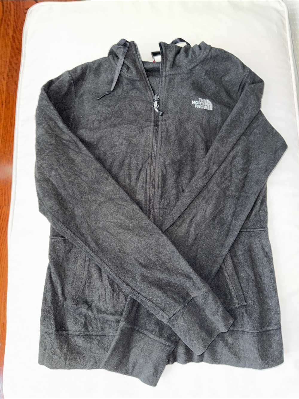 The North Face Women’s Black Full-Zip Hooded Sweater